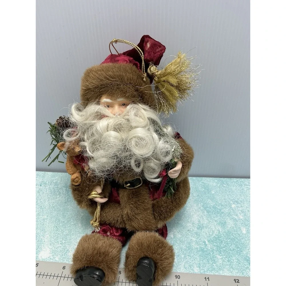 Santa Claus Figurine‎ Ornament 9'